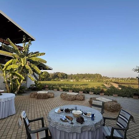Saffronstays Onellaa, Nashik - Infinity Pool Villa Surrounded By A Vineyard Eksteriør bilde