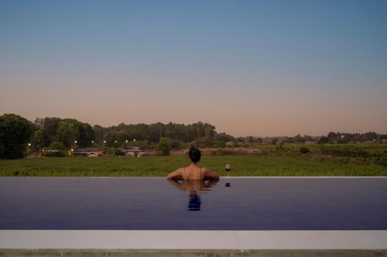 Saffronstays Onellaa, Nashik - Infinity Pool Villa Surrounded By A Vineyard Eksteriør bilde